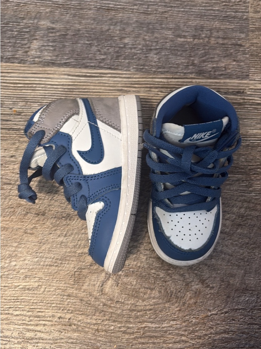 Nike Kids Blue, White & Gray High-Top Sneakers